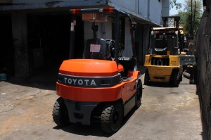 Reach Stacker Rentals